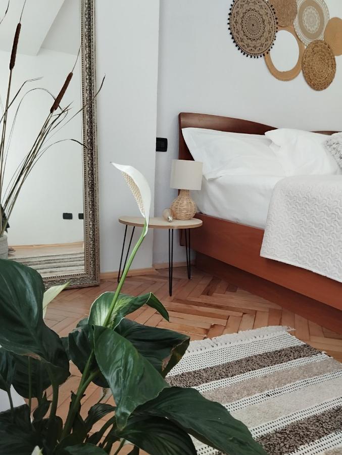 Bea City Center Apartment Tirana Bagian luar foto